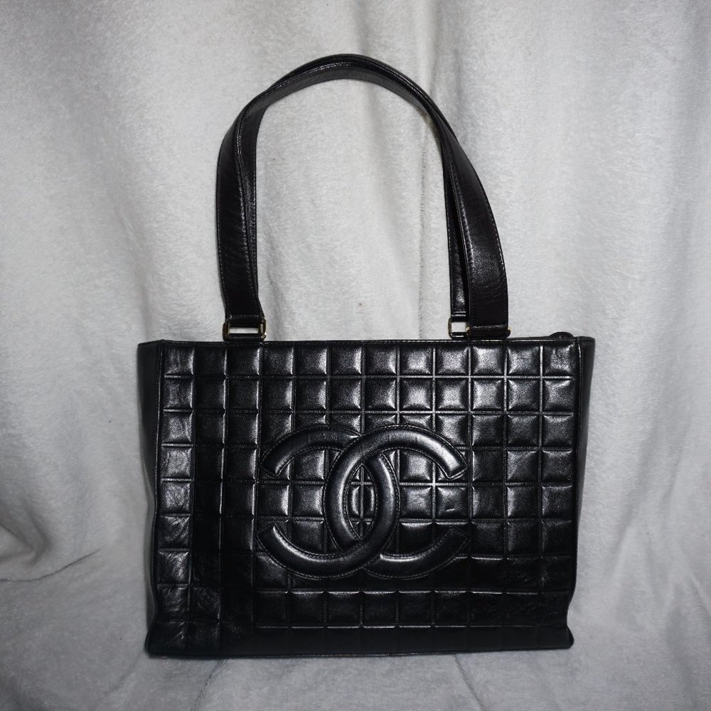 CHANEL Chocolate Bar CC Handbag